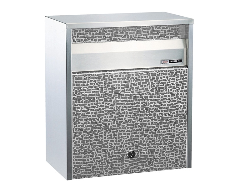 ファミールポスト680